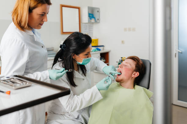 Best Emergency Wisdom Tooth Extraction in Redwood, TX